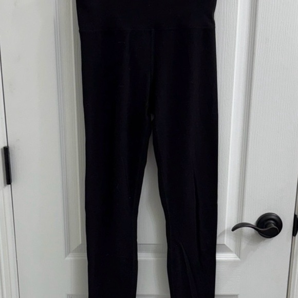 Vuori High Waist All the Feels Yoga Pant Black - Small - Picture 4 of 4